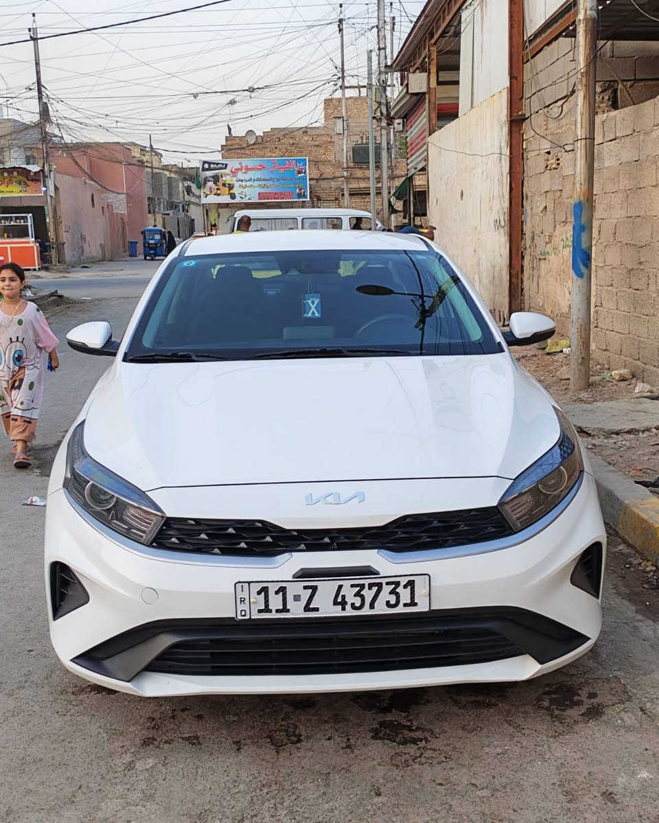 السلام عليكم...كيا فورتي موديل 23 محرك 2000 كلين بدون ضرر كفاله عامه عدا رصعه بالجاملغ ،ماشيه 62 مبدل كير ايتي نصف مواصفات.... للاستفسار الاتصال على الرقم 
***********
