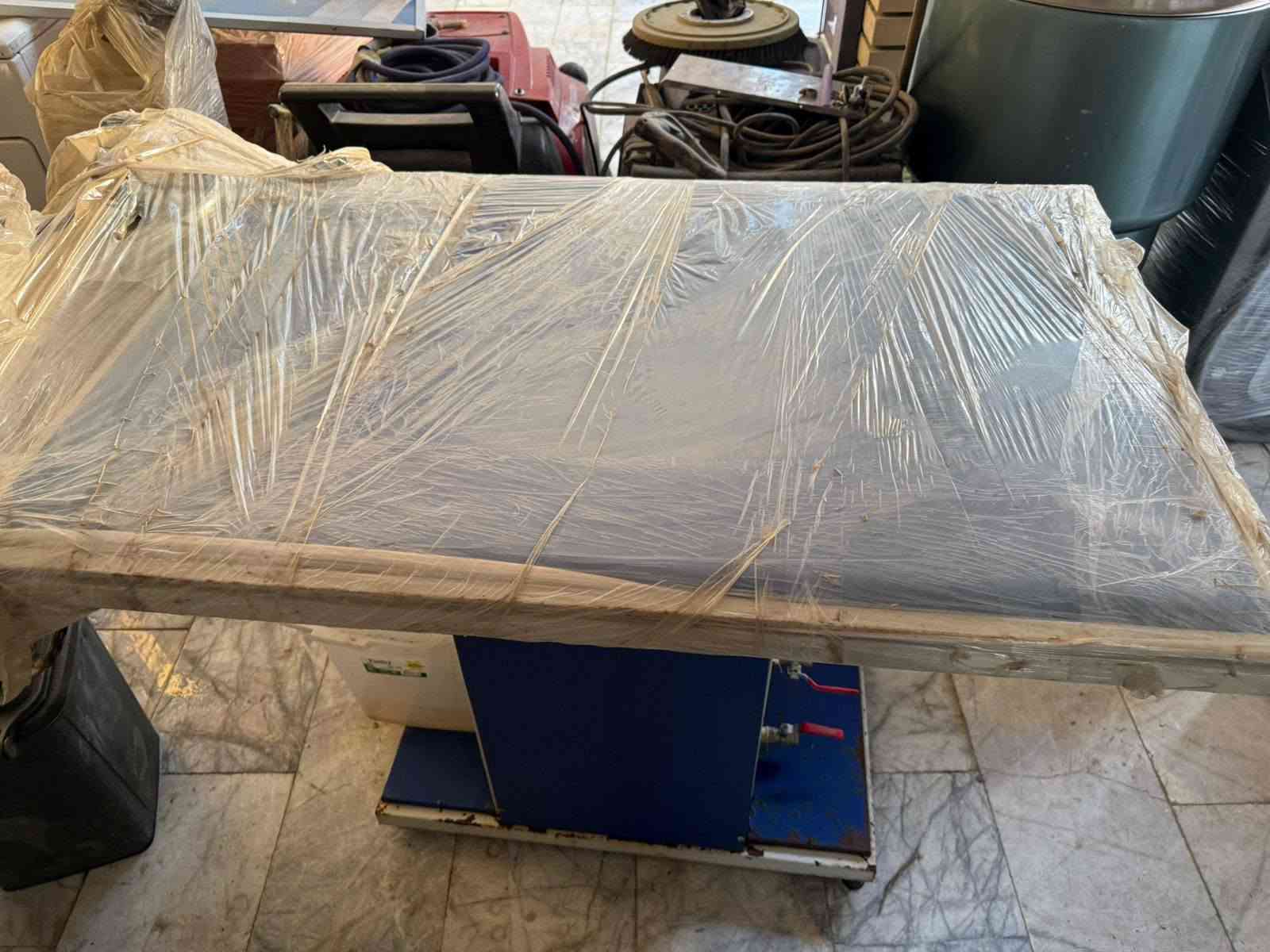 ميز تريكو فول اوتماتيك تركي لكوي الشراشف والبردات  للاستفسار مراسلة الصفحه او الاتصال ***********

