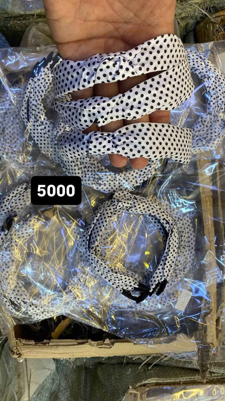 ✨ وصل الجديد ✨
أكسسوارات أنيقة مدرسية  🔥
جودة ممتازة وأسعار حلوة 💎
راسلونا للحجز والاستفس

📲 الخاص مفتوح… والكمية محدود
توصيل لكافة محافظات العراق
العنوان // بغداد - الوزيرية الصناعية - شارع معمل الثلج 
للتواصل واتساب الجملة
https://wa.me/9647765721178

***********

نص مكتوب في الصور:
- 10,000 +964 790 450 0736 32 Photos
- 10,000
- 5000
- 7000