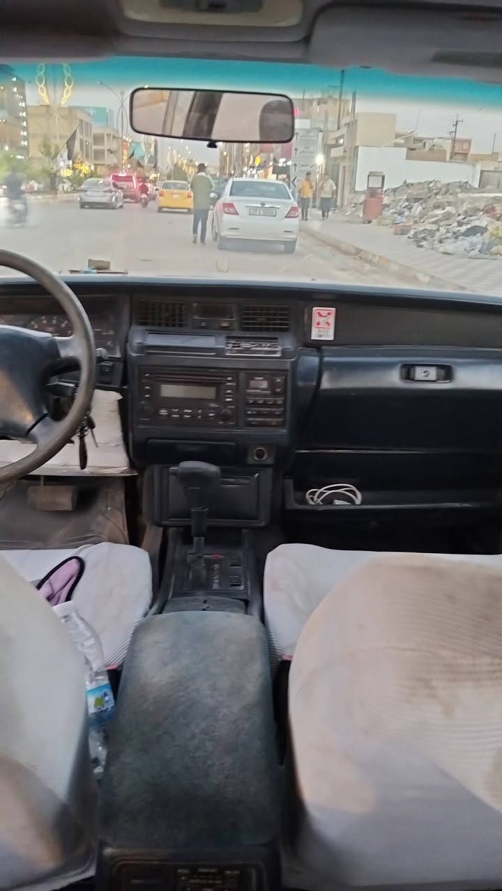 ارنب للبيع او مراوس
مكفولة من العيب الشرعي والاصوليات ونقل جثة مصبوغة عام وضربة بالجاملغ الخلفي رقم انكليزي بأسمنا السعر 53 
الناصرية ***********
