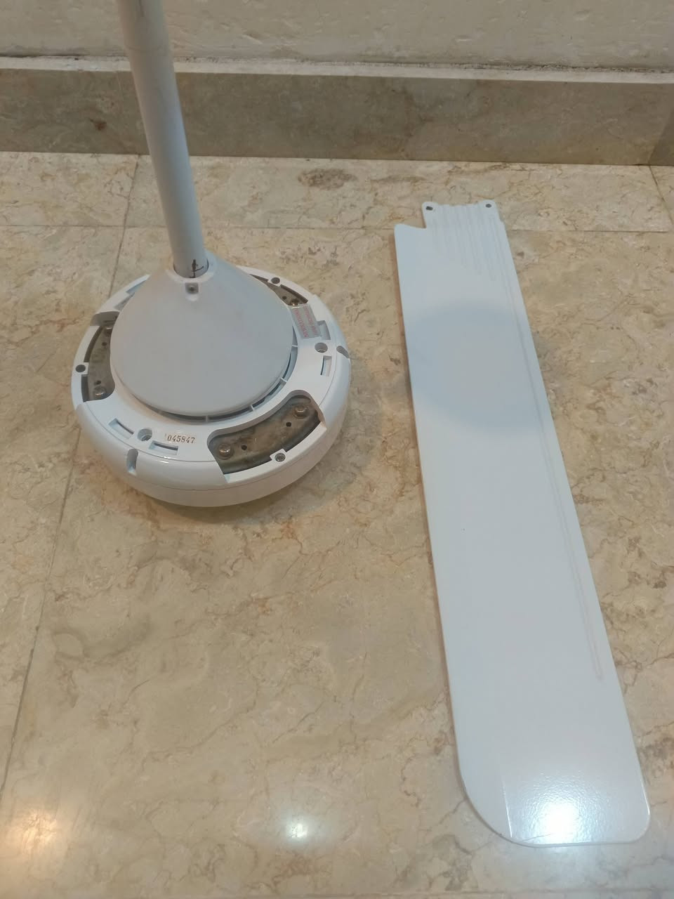 مروحه للبيع شرط الفحص. ‏‪***********‬‏
