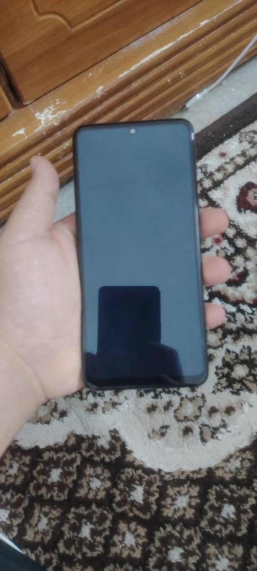 السلا عليكم جهاز ريلمي 12برو ذاكره 256 ارام 8+8 فقط بي شخط بل شاشه ما ايأثر بوبجي 90فريم سعر 250بي مجال قليل مكان كركوك فيلق ستفسار اتصل او واتساب ***********
