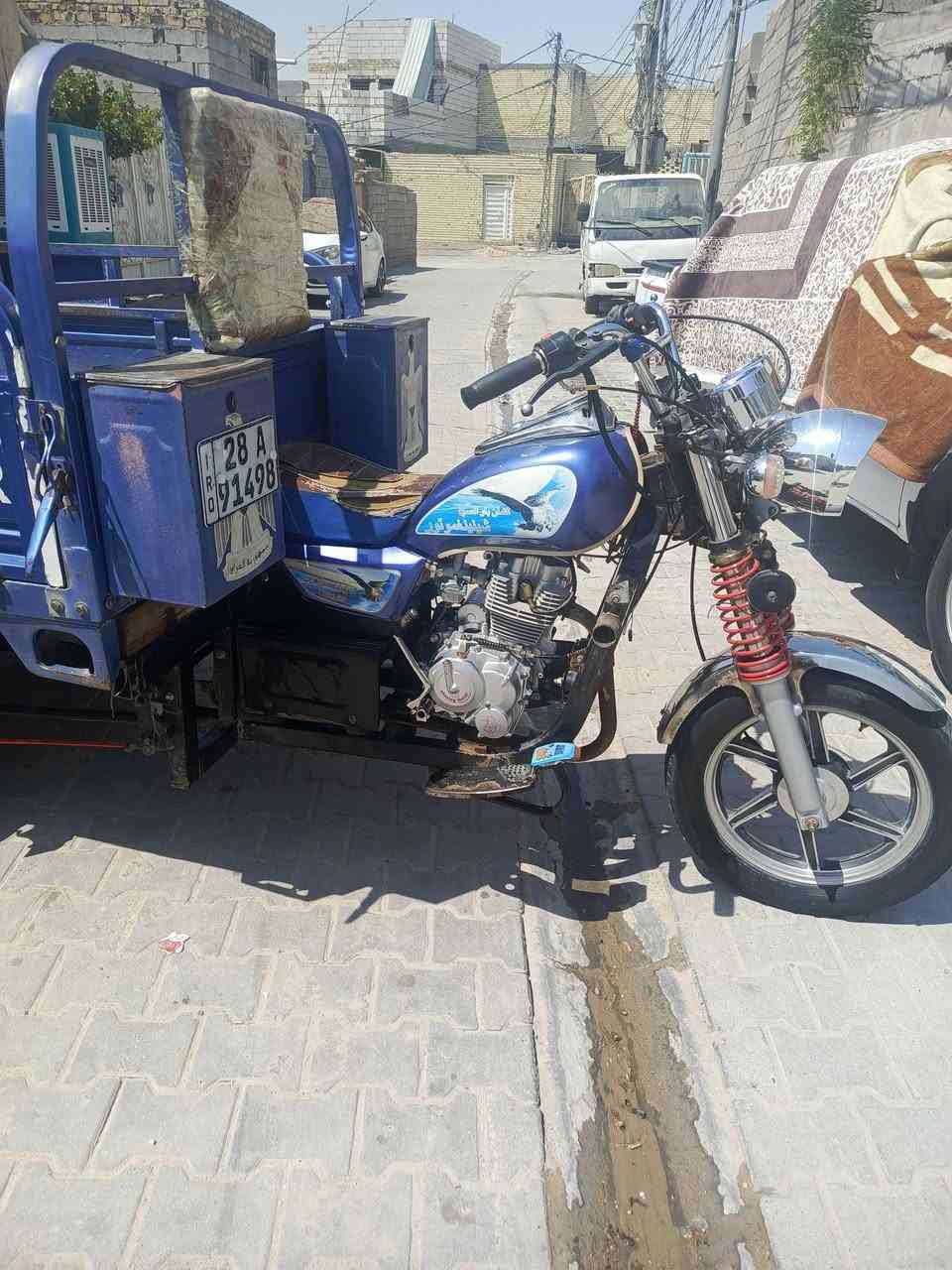 سلام عليكم ستوته لبيع مديل 21 فحل باب اول مكفول كفاله عامه عده خياس بصفحه شويه ستوته رقم انكليزي بسمي مداور شوكد مادريد اسعر مليونين وميتين وبيه مجال حك جيه شقل وطلع وين ماتريد ***********
