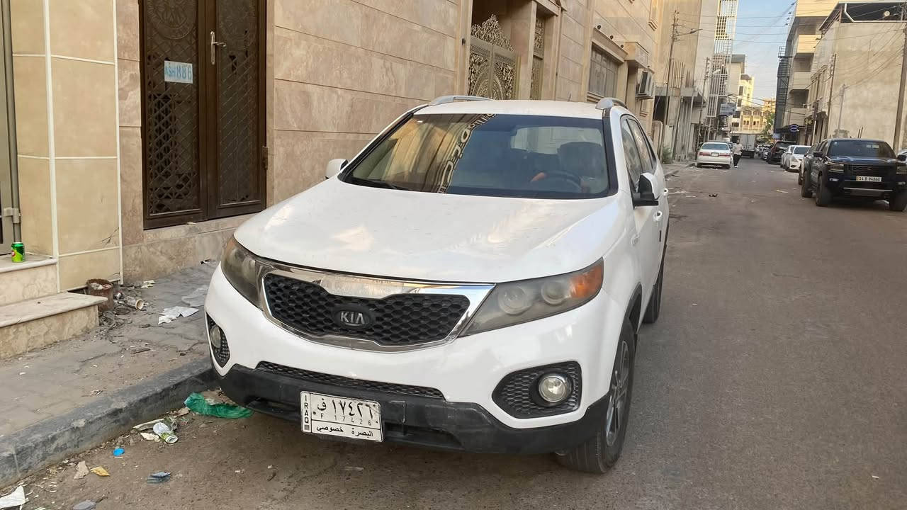 سورنتو • ٢٠١١ • رقم بصرة