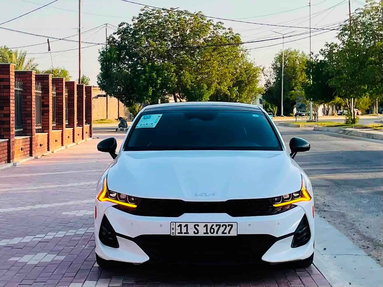السلام عليكم K5 مديل 23 مكينه 2500 تيربو صاروخ 🚀 جيتي فول مواصفات فول ماشيه 80 بيه جاملغ او بنيد تبديل من الوكاله يعني ولا قطره صبغ مكانه بغداد الكرخ السعر 158 او بيه مجال  الهاتف ***********
