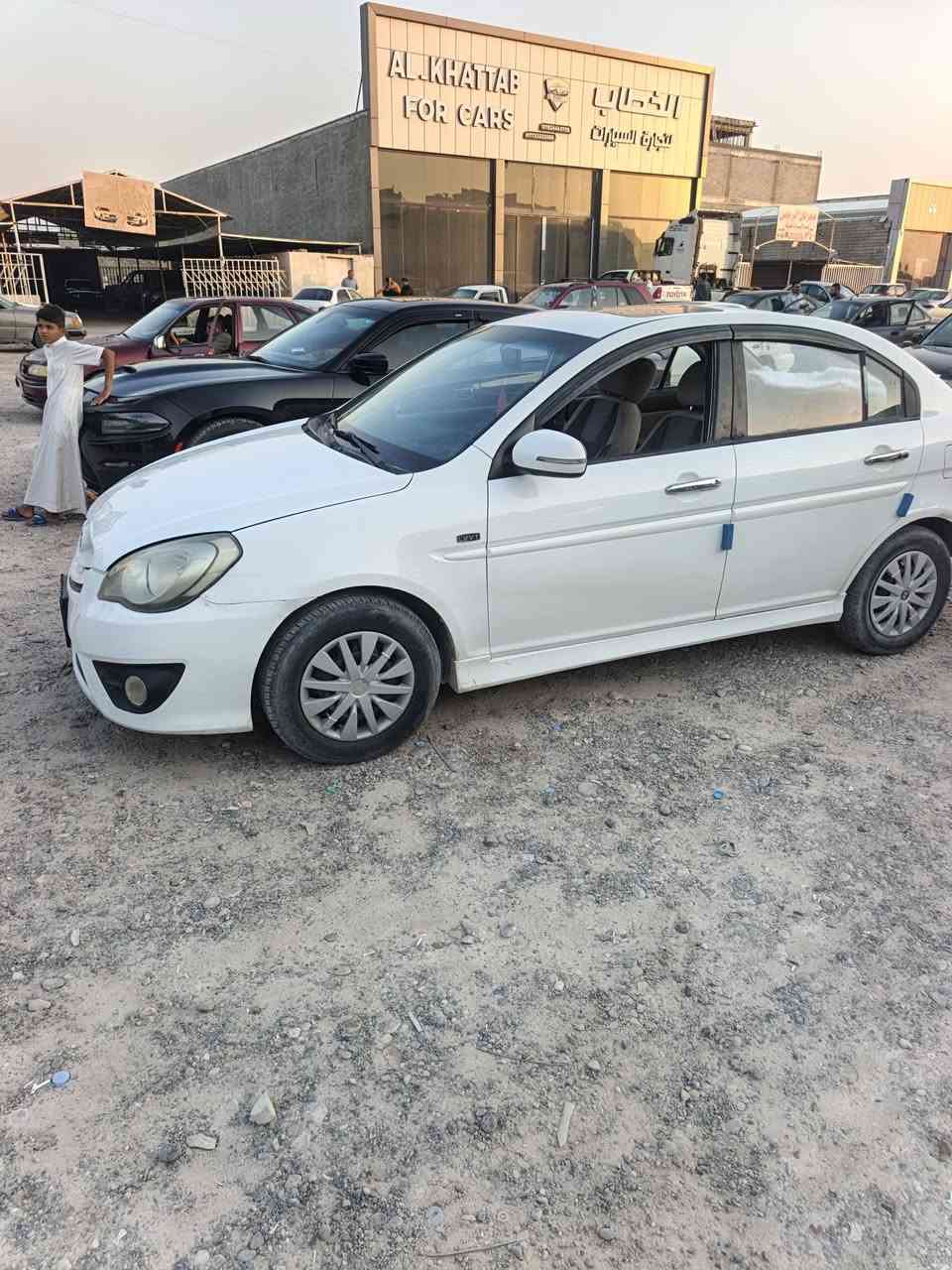 اكسنت ٢٠١***********١فول رقم صلاح الدين دولي سيارة جاهزة شرط كير محرك بيها صبغ بل بابين جوة تريشه وشبر بلبونيد فتح سقف جاهزة السعر ٨٨ وبيها مجال للاستفسار
