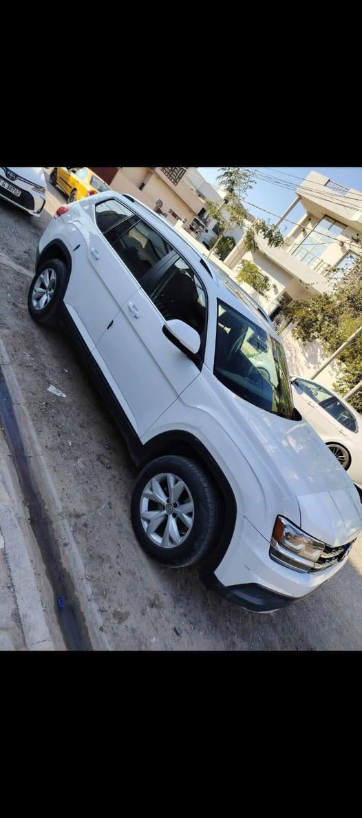 Volkswagen Atlas SE 2019
CLEAN TITLE 
اراوس مع سلفرادو او رام… 
ضرر بسيط بارد بالبابين جهت السايق 
حجم المحرك 6 سلندر
عداد المسافة المشي 50 

المواصفات:
بصمة تشغيل
بصمة أبواب
تشغيل عن بعد (Remote Start)
صندوق شفط كهربائي 
رادار أمامي (تحديد مسار)
رادار جانبي (نقاط عمياء)
رادار خلفي (تحذير من الاصطدام)
تحكم وضعيات القيادة Drive Modes 
تبريد مركزي لمس
كشنات جلد+تدفئة
هاند بريك بصمة
Android Auto 
Apple Car Play 
مانع انزلاق+ABS
شاشة كبيرة لمس
رادار خلفية+ كاميرا 
تحكمات استيرن
اوتو ستارت Auto start 
اوتو ستوب Auto Stop 
وبقية المواصفات المعروفة
الاتصال ***********

كل بانزين عادي حت مكتوب ع قبق البانزين
