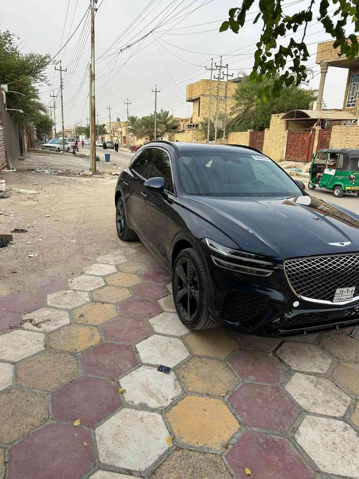 جنسس جي80 • جنسس جي70 • رانج روفر ايفوك