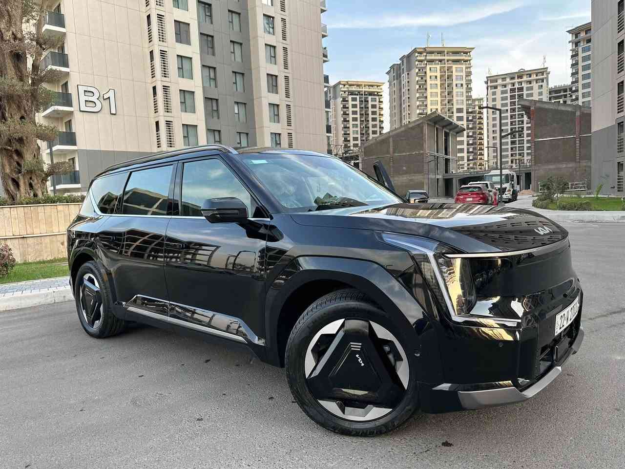 كيا EV9 • بدون ايرباك • رقم اربيل