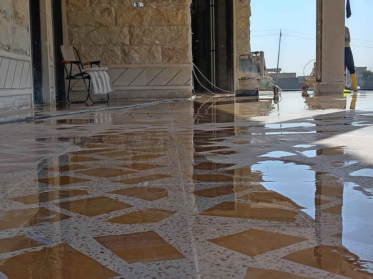 السلام عليكم
#جلي الكاشي  
مستعدون لجلي كافة أنواع الكاشي 
وكافة انواع والمرمر  وتنضيف البورسلين 
كل انواع الكاشي القديم والجديد 
الاسعار بالمتر 
الاستفسار اكثر الاتصال بالراقم 
☎️***********
 ☎️ *********** احمد الصديق الجبوري
