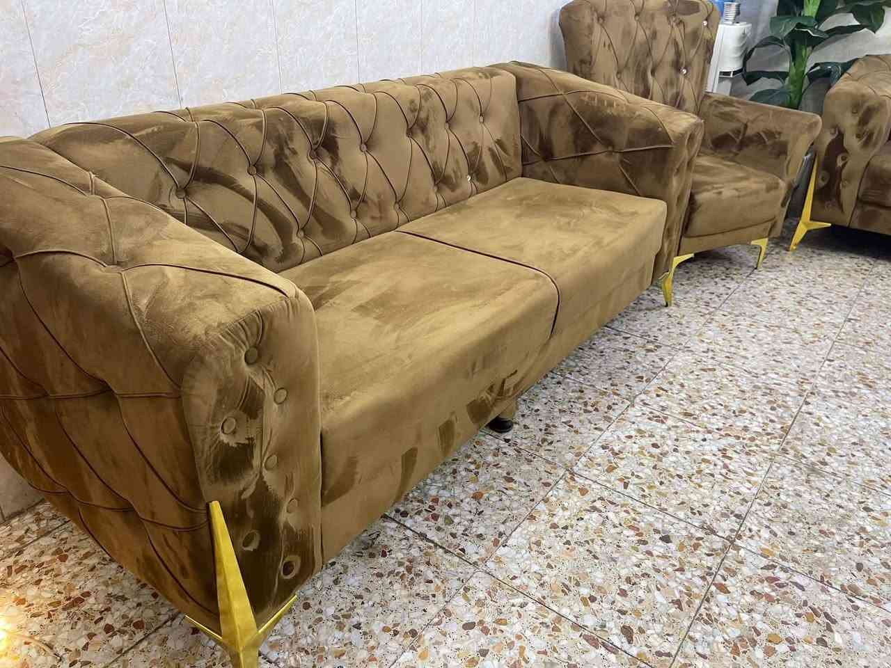 عشره مقعد بعده جديد ماخذي با 600. سعر حاليا 300. ..***********
