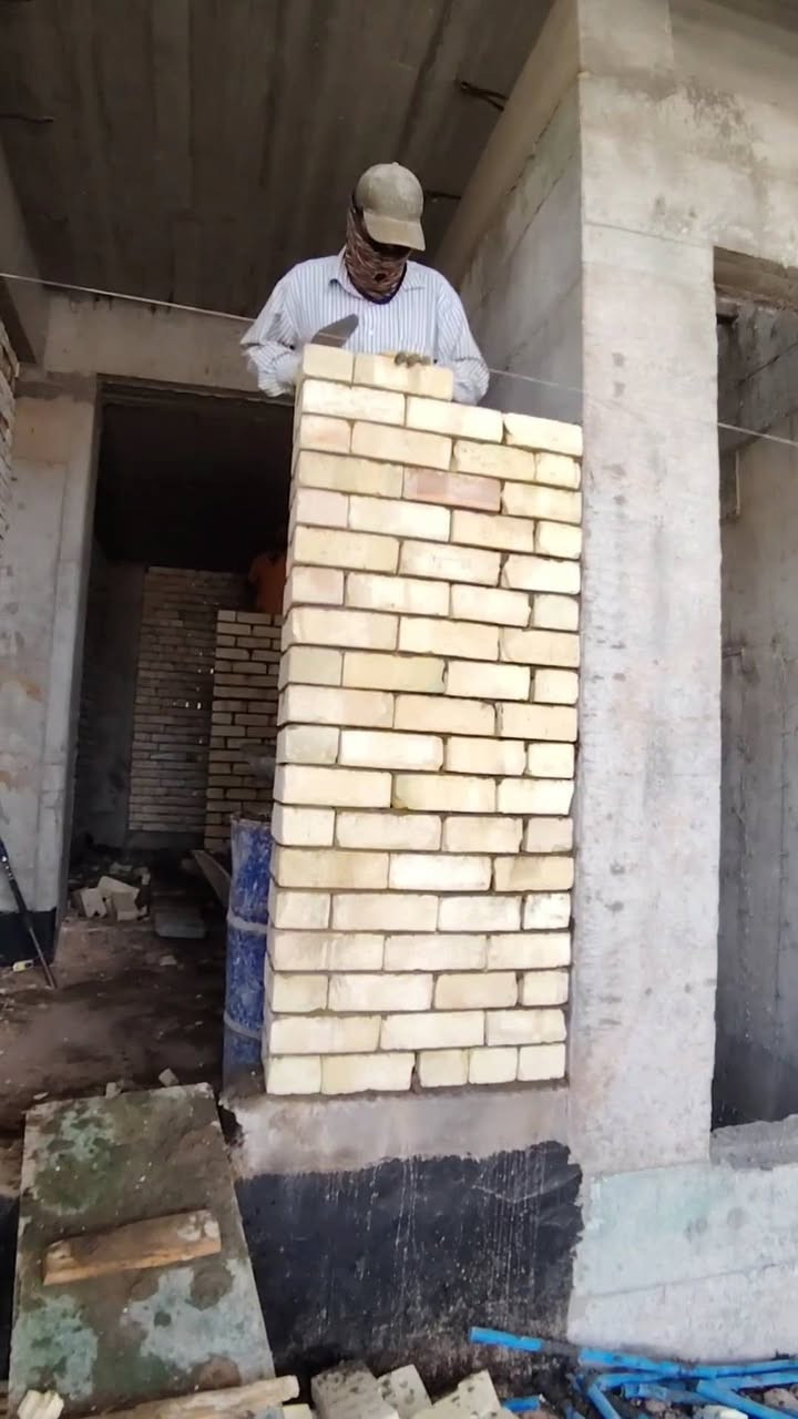 اني خلفه بناء متفرغ اشتغل بل مجمعات استلام مهندسين شغل درجه اولى ابسعر مناسب كلش ***********

