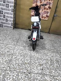 دراجه شحن موديل ٢٥ نظيفة جداً مابيه أي عطل ٣٠٠الف قفل العنوان الزعفران...