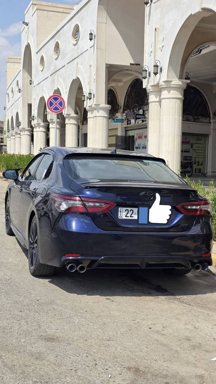 السلام عليكم
كامري موديل 2022 XSE نيلي 
فول مواصفات بس بدون بانوراما 
ضرر بابين جهة الراكب فقط 
ماشيه 65 الف 
باسمي تحويل ثاني يوم 
سياره مال بيت جاهزه من كلشي ما تصرف عليها دينار 
الباقي كلو شرط 
سعر ١٨٣ وبي مجال 
*********** بي واتساب
