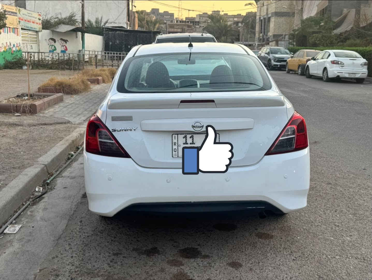 السلام عليكم 
نيسان سني هندي بليتة الزركة موديل ٢٠١٨
مكفولة بدون صبغ 
سيارة جديدة كلش ماشية ١٤٥ 
تبريد ثلج
كير مكينة مكفولات
صدر كامل جديد
تخم تاير 
دوشمة ارضية جلد
كبات بلادية
رقم انكليزي
سيارة جديدة ما بيها نواقص ابد 
عارضها ب ٩٤$ بيها مجال بسيط حك الجية
مكاني / الامن العامة قرب افران الزيتون
هـ / ***********
