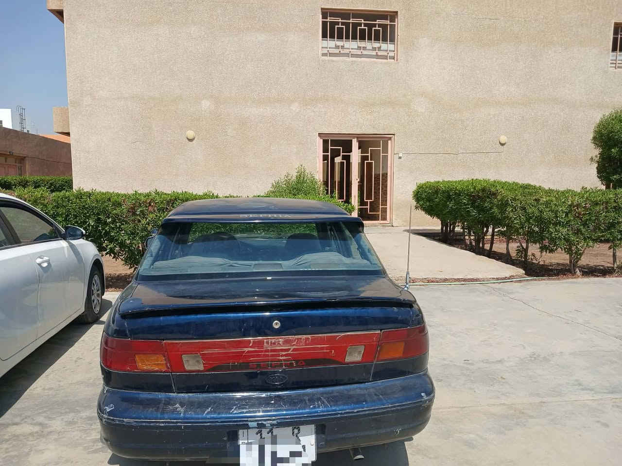 ‏للبيع كيا سيفيا
‏موديل 1994
‏رقم بغداد 
‏كير اوتوماتيك 
‏مكينه مفتوح 
‏كير و مكينه وحداديه جديد 
‏السعر 35 بيه مجال بسيط
‏المكان واسط النعمانية
‏للأستفسار 
‏***********
‏

