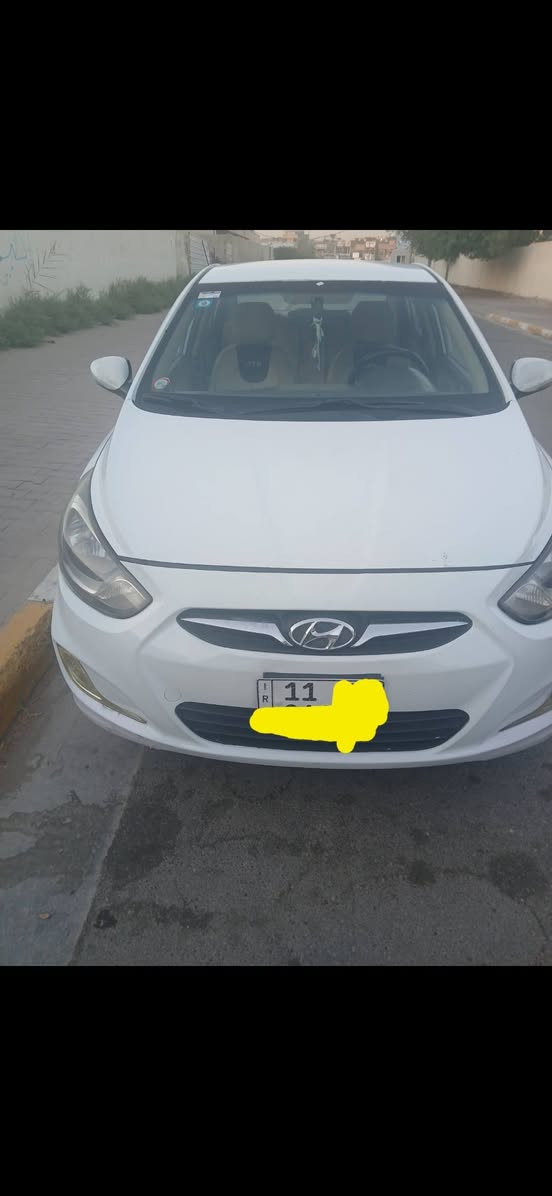 اكسنت 2013 خليجي 
محرك 1600
السيارة مكفولة من الصبغ والتبديل 
الكير والمكينة والتبريد خير من الله 
يعني السيارة جاهزة 
الرقم بغداد باسمي 
السنوية ل2031
كاميرا وشاشة 
السيارة مناقصه شي 
السعر92 وبي مجال 
الرقم ***********
