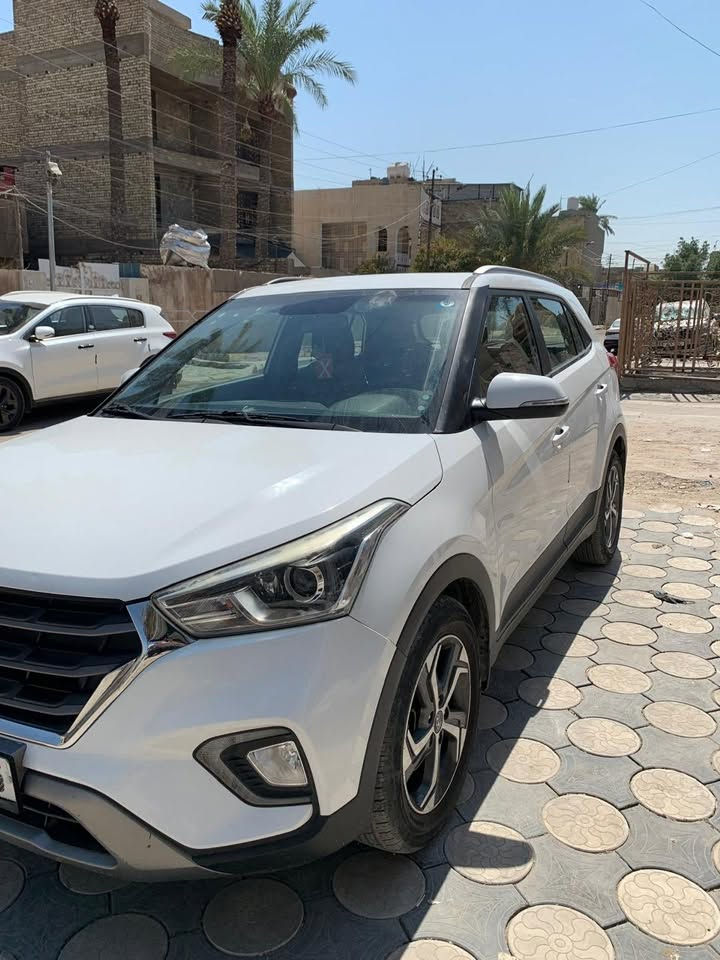 هونداي كريتا موديل 2020
رقم بغداد 
ماشية ٥٠ الف
بيها ضربة بباب الجنطة الخلفي مامصلح

السعر ١٣٥$ وبيها مجال
مكاني بغداد حي اور
***********

