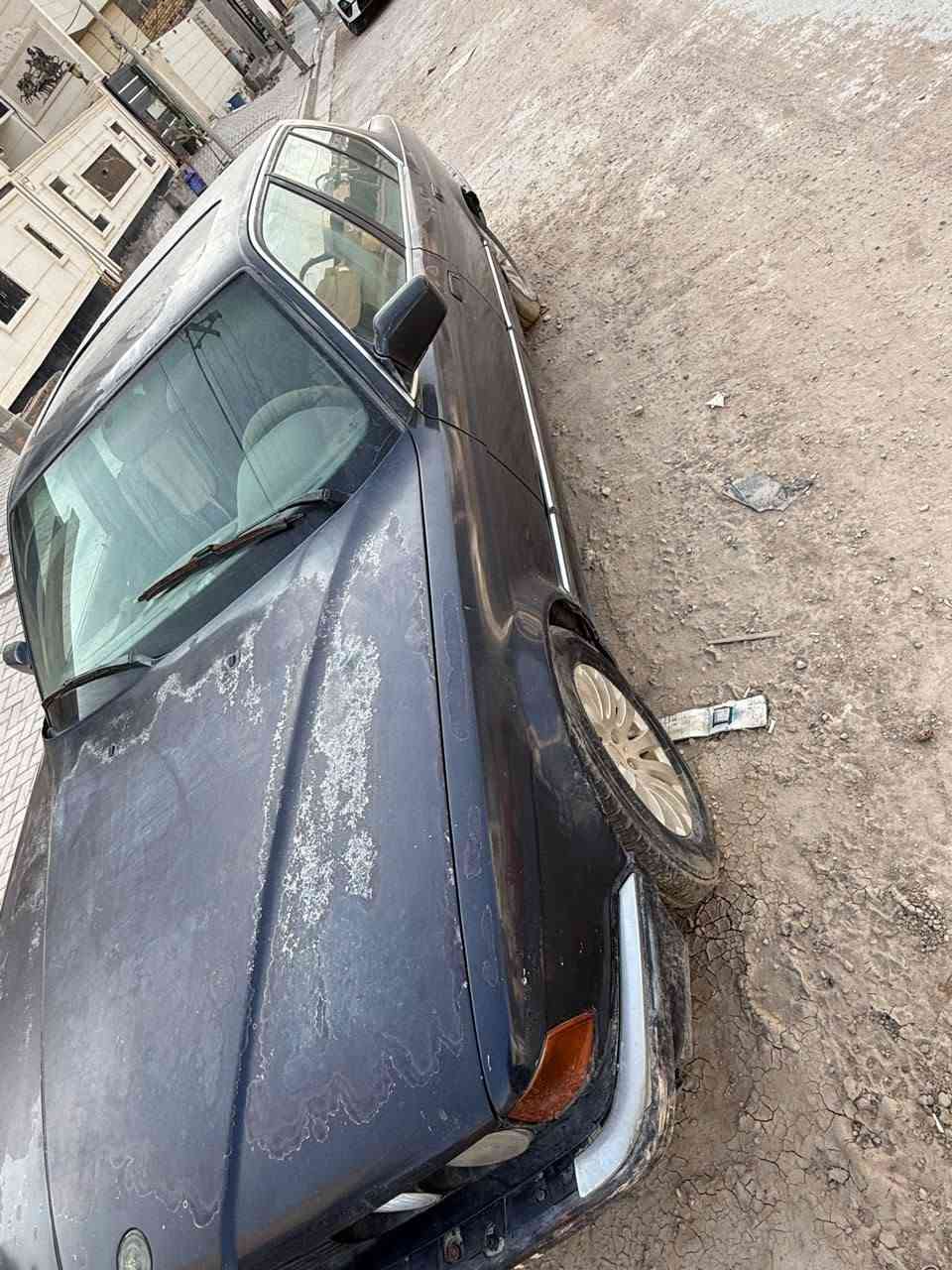 بي ام • ١٩٩٣ • حجم ٧٣٠