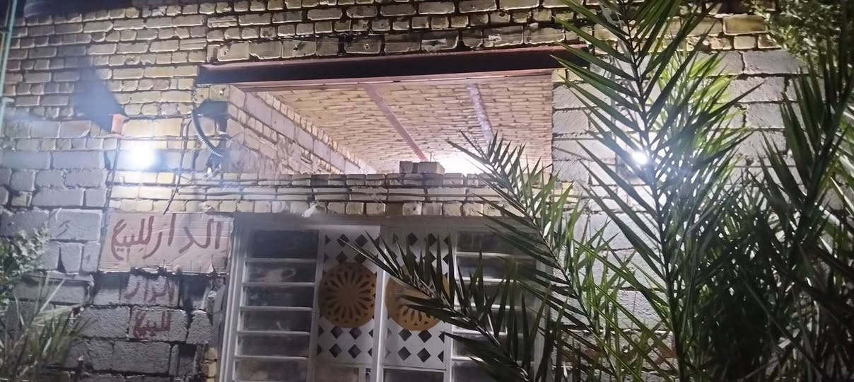 بيت زراعي للبيع مساحتة 120متر اسديناوية خلف الجسر  للاستفسار ***********
