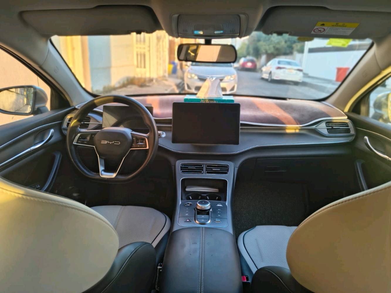 BYD DESTROYER 2025
رقم بغداد بأسمي مكاني كركوك .. مكفولة كفالة عامة عدا شخط صغير بالصندوگ عايفة على حاله
ماشية 17000 كهرباء +بانزين ..وتفاصيل العدادات موجودة بالصور
للإتصال 
***********