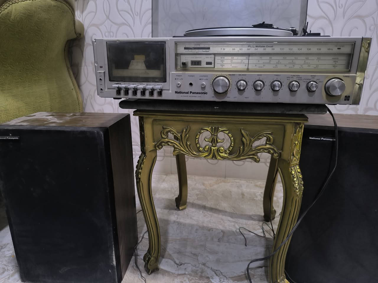 مسجل راديو گرام شركة نشنال عل الفحص جيب كاسيت وكرام  واواكس يعني تگدر تشغل عليه موبايل وافحص سابقا داخل تصليح السعر 150 واتساب ***********
