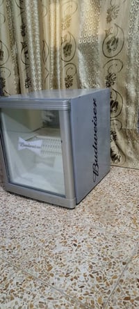 عارضة مال غرفة  حجم 3 قدم شغاله تجميد فول سعرة 50  07502082909) 077688...