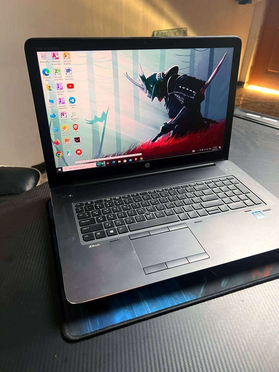 🔥 العملاق الهندسي HP ZBook 17 G3 — قوة جبارة بسعر صدمة! 🔥
💡 لماذا هذا الجهاز هو خيارك الأذكى والأقوى؟
​⚡ معالج خارق للآداء الثقيل:
مزود بـ Intel Xeon E3-1575M v5 (تردد يصل إلى 3.9GHz مع التيربو). هذا المعالج مصمم للضغط العالي ويتفوق بوضوح على معالجات i7 من الجيل السادس مثل 6920HQ!

​🎨 قوة رسومية مزدوجة (كارتين شاشة):
​داخلي: Intel Iris Pro Graphics P580 لسهولة وسلاسة المهام اليومية والبرامج الهندسية.
​خارجي محترف: NVIDIA Quadro M4000M بسعة 4GB — كارت مخصص للبرامج الهندسية الصعبة (AutoCAD, Revit, SolidWorks, Premiere) وأعمال المونتاج والـ 3D العميقة.

​🚀 قابلية تطوير خيالية (استثمار للمستقبل):
​رام 8GB DDR4 سريع جداً، مع إمكانية الترقية المرعبة لتصل حتى 128GB RAM!
​خزن سريع للغاية 256GB SSD M.2 لفتح الجهاز والبرامج بلمشة عين.

​🖥️ رؤية سينمائية ومساحة عمل واسعة:
شاشة عملاقة بحجم 17.3 بوصة بدقة FHD لراحة العين وأعلى دقة للتفاصيل.

مع هدايا 🎁 ❗❗❗⁉️
💲 ماوس ار جي بي RGB 
💲ماوس باد احترافي
💲حقيبه انيقه للحاسبه 
💲 شاحنه اصليه 

​💰 السعر المفاجأة: 430 ألف دينار فقط! (قيمة مقابل سعر لا تقبل المنافسة).
توصيل لكل انحاء العراق باسرع وقت 

​⚠️ تنبيه: الكمية محدودة جداً والجهاز مطلوب بشدة من قبل المهندسين والمصممين. لا تدع الفرصة تفوتك!

​📲 للحجز والتواصل الفوري: *********** واتساب
