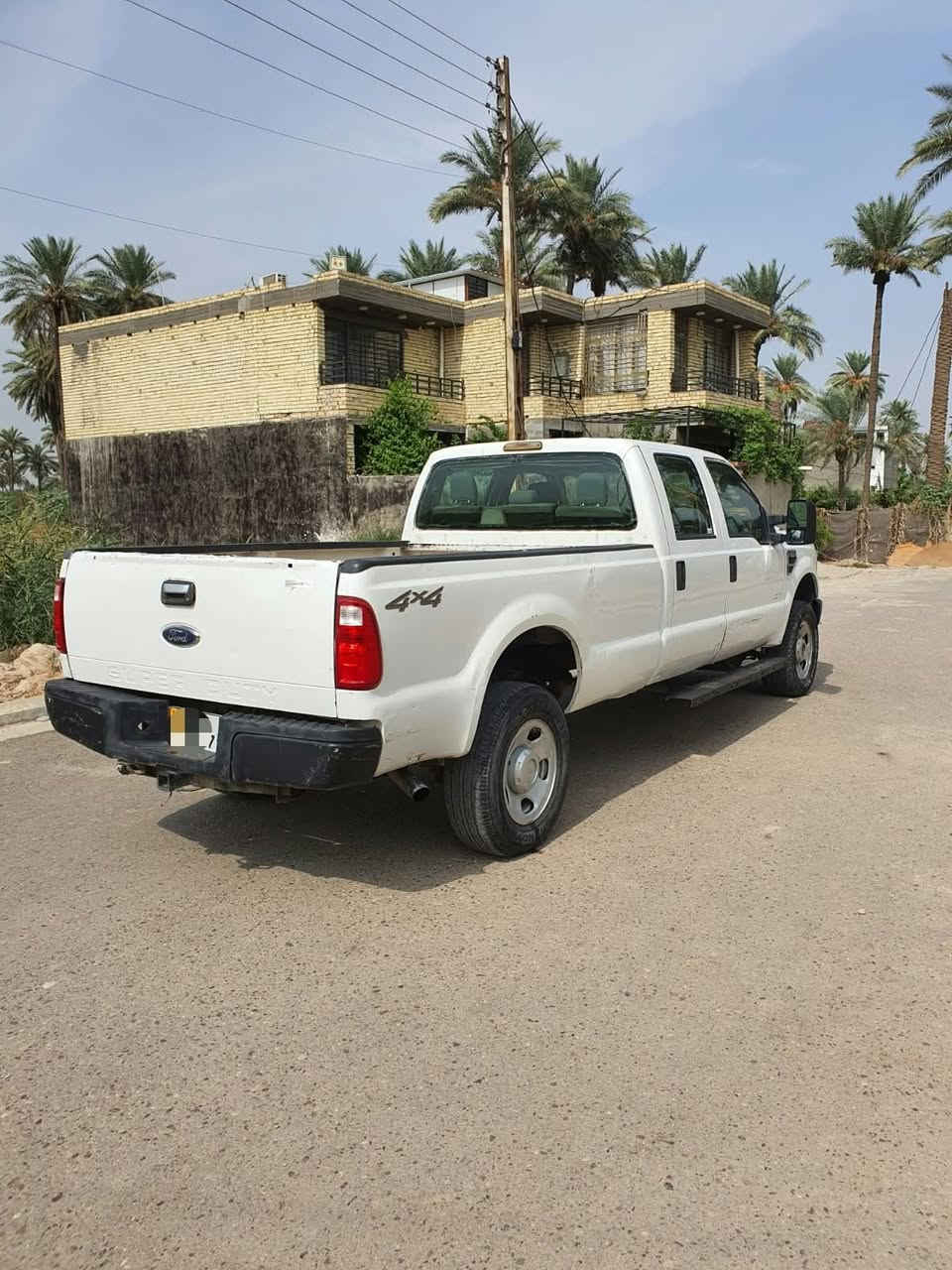 فورد F350 • بنزين ١٠ سلندر • لوحة اربيل تحويل