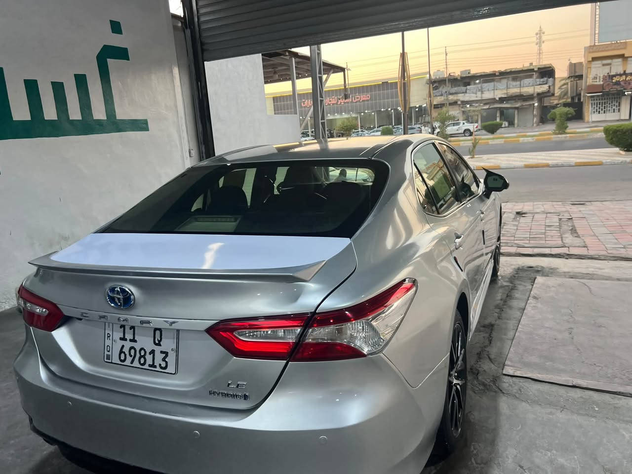 السلام عليكم ورحمة الله وبركاته 
كامري  هايبرد أصل موديل 19 معلايه 23 سنويه ورقم جديد رقم بغداد 
تكسي دبي مصبوغه عام بدون ضرر ودواخل وتبديل 
كير مكينه تبريد كله تمام 
صدر امامي قبل كم يوم مشتغله جديد 
فول مواصفات عدا الفتحه 
بصمه 
دخول ذكي 
تبريد قطعتين 
هند بريك اوتو 
ثلاثة انظمه قياده 
شاشه كامره 

المكان الفلوجه 
السعر 120ومااكطع عمله بالتلفون شوفها وتدلل

 ***********
