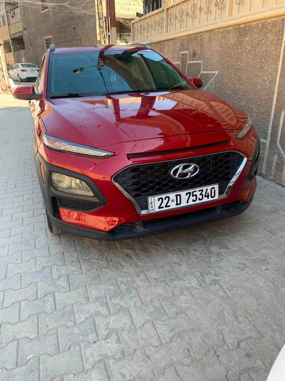 السلام عليكم عندي كونا 2021 وارد امريكي حادثها بنيد وباب خلف السائق ماشيه 29الف ميل رقم اربيل تريد وكاله تريد تحويل السياره فول مواصفات عدا سلايت محركها 2000دوش الكير Atعارضها 130$وبيها مجال رقمي ***********
