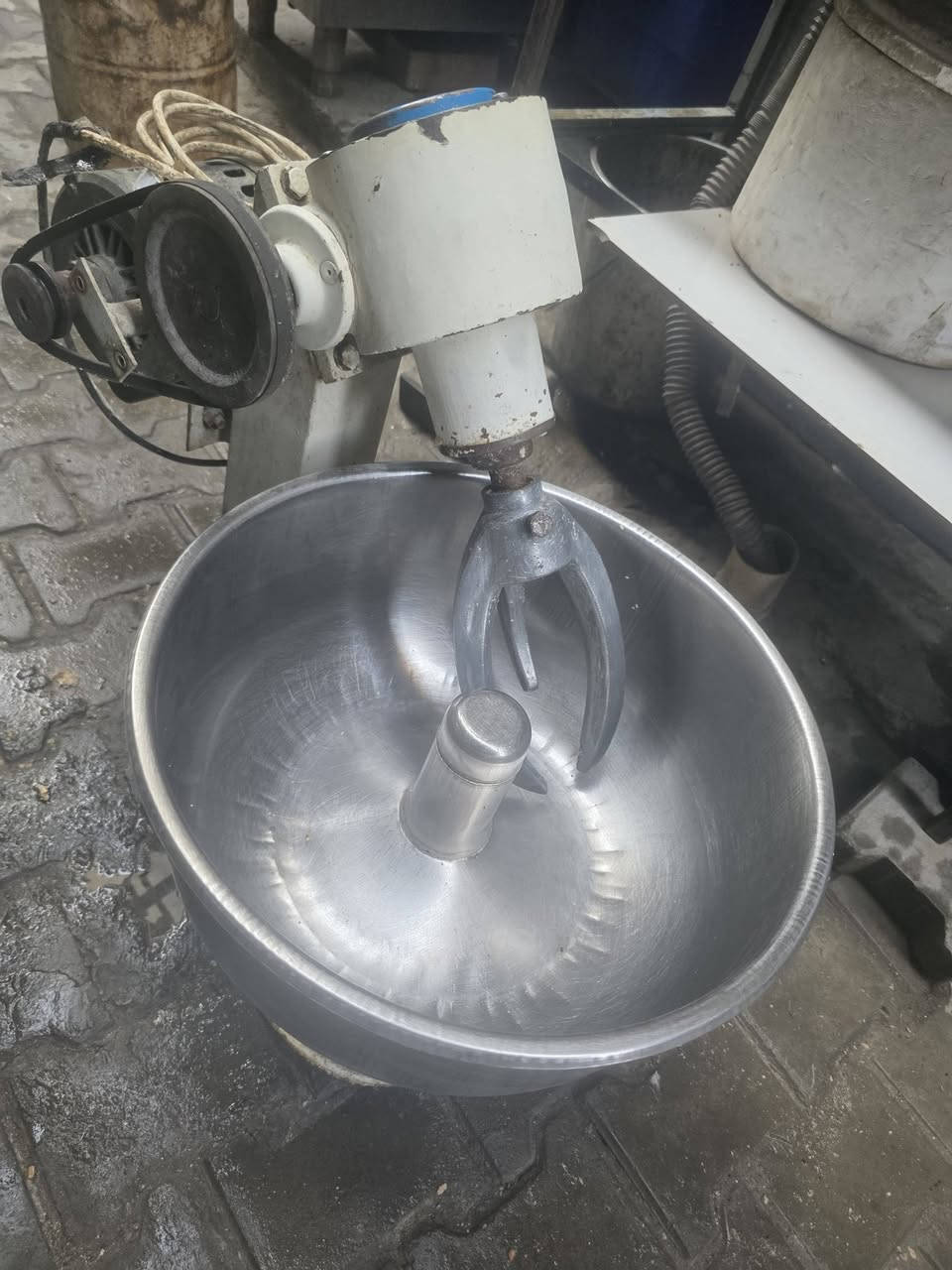 طباخ تركي • ٢ عيون • عجانة ١٠ك