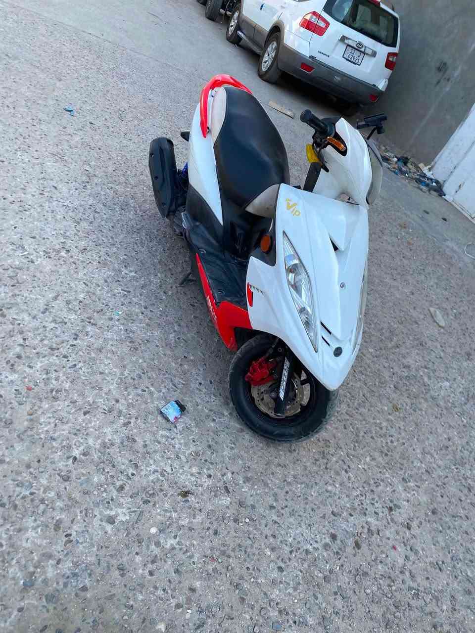 ‏سلام عليكم GTR ‏عرضها للبيع وسعر 950 وبيها مجال شي بسيط دراجة بلادية بي كفر الأمامي بصبغ فقط كفرات اصلية مكينة أمام ملعوب بيها ومودي 12 مكاني بغداد الشعب *********** وشرا شراي يتصل وألم شراي لا يتصل ولا يراسل فقط بس شراي لحسن نفسه أنه هو شراي يراسل او يتصل ￼￼ ￼
