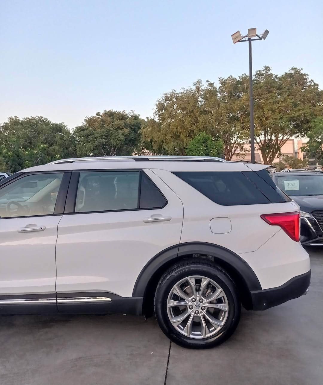 FORD EXPLORER 2021
بِسْمِ اللهِ الرَّحْمَنِ الرَّحِيْم 
عربي / كوردی 
عربي 
فورد اكسبلورر موديل ٢٠٢١ وارد امريكي قطعة واحدة صبغ بدون دواخل  صورة الحادث والسونار موجود بصور ماشي ( ٩٢ ) ألف ميل كير والمحرك بشرط رقم سليمانية سنوية و هزة جديد حتى ( ٢٠٢٩ ) سيارة جاهزة و بدون نقص .
المحرك : ٤سلندر- تيربو - حجم : ٢٣٠٠ - قوة : ٣٠٠ حصان 🐎 .
رقم الشاصي : (1FMSK7FH3MGB06539)
مواصفات ( LIMITED )
١-رادار أمامي           ٢-٧راكب 
٣-لایت زنون            ٤-داخل VIP 
٥-لايت أوتو             ٦-٣قطع تبريد 
٧-قفل تلقائي          ٨-فوليوم
٩-جام أوتو             ١٠-بصمة
١١-٦مود قيادة          ١٢-تحدید سورعة
١٣-كشن كهرباء         ١٤-حاسة خلفي 
١٥-بگلايت ليد          ١٦-كاميرا360درجة 
١٧-مود تراکشن        ١٨-قفل تلقائي 
١٩-كود أبواب          ٢٠-لايت ليد 
٢١-بلاجكتور            ٢٢-ابواب بصمة
٢٣-كشن جلد           ٢٤-كير ماوس 
٢٥-مسجل شاشة      ٢٦-گيچ اليكتروني
٢٧-كشن هيتر          ٢٨-ويل 20 
٢٩-مود أوتوبان       ٣٠-شغال
٣١-رادار جانبي        ٣٢-مود sport 
٣٣-داخل أصفر        ٣٤-ستيرن هيتر 
٣٥-مود أوتوهولد     ٣٦-بريك بصمه
٣٧-مود eco           ٣٨-كشن تبريد
٣٩-استيرن كهربائي  ٤٠-دواخل ليد 
٤١-برده                    ٤٢-دبل رادار 
٤٣-كشن خزن           ٤٤-سماعة Boss 
٤٥-دواخل ساج       ٤٦-أوتو ستارت ستوب 
٤٧-كشن مساج        ٤٨-امبريفايەر
٤٩-وايرليس جارج   ٥٠-فتح صندوق أوتو .
مكان : كلار - سليمانية 
سعر : ( 192 ) ورقة 💸 
رقم تلفون : 
       واتساب 
          📥
  ( *********** )
 ( *********** )
كوردی 
فۆرد اکسپلۆرر  مۆدێل 2021 وارد ئەمریکی یەک پارچەی بۆیاخە بێ ناوگرتن   ( 92 ) هەزار ميل ڕۆیشتوە گێڕ و مەکینەی بەشەرت ڕەقەم سلێمانی سەنەوی و هەزەی نوێیە تا (2029 ) سەیارەیەکی خاوێن و بێ مەسرەفە .
مەکینە : 4بستۆن - تۆربۆ - قەبارە : 2300 - هێز : 300hp 🐎 . 
ڕەقەم شاسی : (1FMSK7FH3MGB06539)
مواسفات ( LIMITED )
1-ڕاداری پێشەوە   2-تەحدید سورعە 
3- 7نەفەری          4- لایت زینۆن 
5-ڤۆلیۆم              6- 3مەقعەد تەبريد 
7- لایت ئۆتۆ         8-جام ئۆتۆ 
9-کوشین کارەبا    10- 6مۆد لێخوڕین 
11-مۆد تراکشن    12-ئاوێنە ڕادار
13-بەسمە            14-ویل 20 
15-لایت لید         16-کامێرا 360 پلە
17-قوفڵی زیرەک  18-بەگلایت لید 
19-کۆدی دەرگا     20-حاسەی دواوە 
21-بلاجکتۆر         22-دەرگا بەسمە 
23-شغال               24-گێر ماوس 
25-کوشین هیتەر   26-گێچ ئەلیکترۆنی 
27-شاشە گەورە     28-كوشین جلد 
29- ئۆتۆ هۆڵد        30- برێک بەسمە
31-سوکان هیتەر    32- مۆد sport 
33-ناو زەرد           34-سندوق شەفت
35-مۆدی ئۆتۆبان   36-کوشین VIP
37-دەبڵ ڕادار         38- مۆد eco
39-ناو لید              40-کوشین تەبرید 
41-سوکان کارەبایی 42-کوشین مەساج 
43-کوشین خەزن     44-ئێمپریفایەر
45-ناو ساج             46-سەماعەی Boos
47-پەردە                48-ئۆتۆ ستارت ستۆپ 
49-وایر لێی چارج    50-سندوق ئۆتۆ .
شوێن : کەلار ـ سلێمانی 
نرخ : ( 192 ) گەڵا 💸 
ژ.م :   واتساب
            📥
 ( *********** )     
( *********** )
