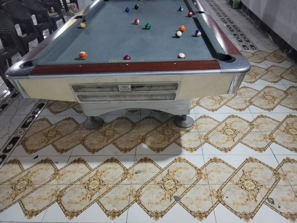 بليارد للبيع مكان ديالى ***********
