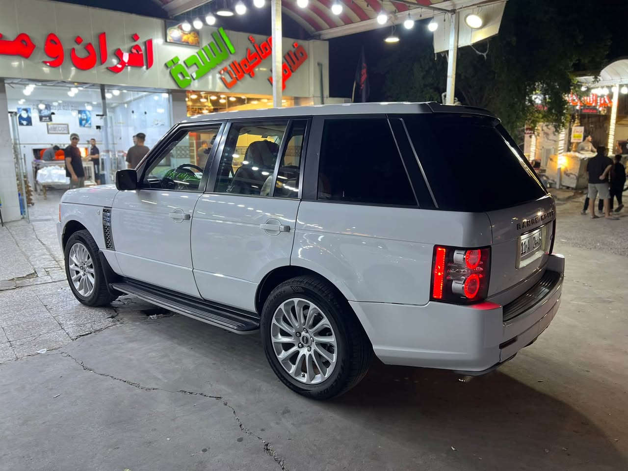 للبيع رانج فوچ مديل 2012بدون ضربه بدون صبغ بدون تبديل محرك العادي المرغوب السياره فول موصفات وجديده معنا الكلمه للبيع او مراوس حسب القناعه مكاني بغداد السعر 139بيه مجال قليل ***********
