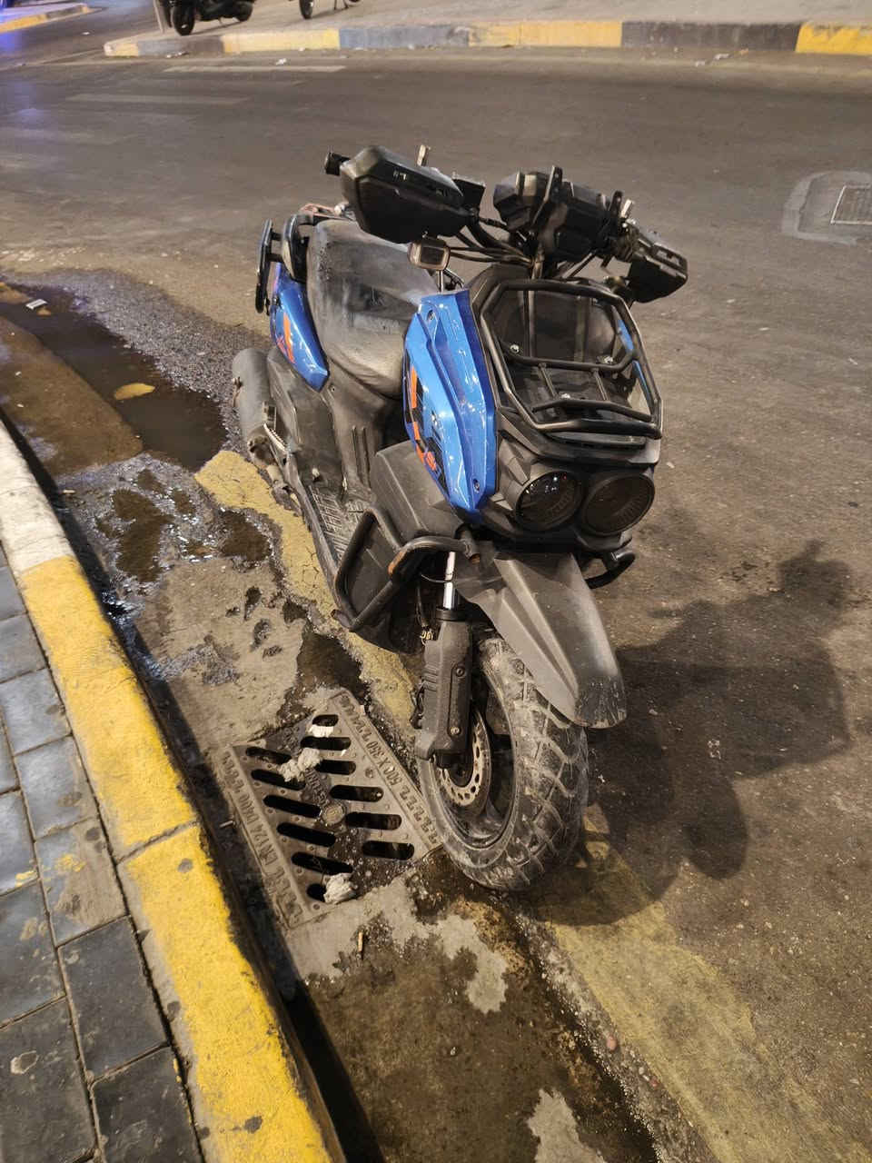 دراجه بنزين للبيع السرعه 200 العنوان  الجبلي دراجه جبلي دراجه نظيفه بدون اي عطل المكان بغداد الصرافيه *********** غير متواجد على الفيس هذا رقم الاتصال

