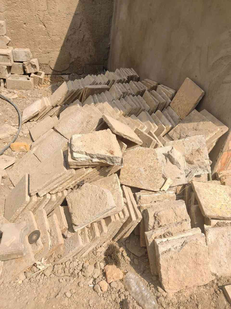 كاشي مستعمل • بلوك • الديوانية المركز