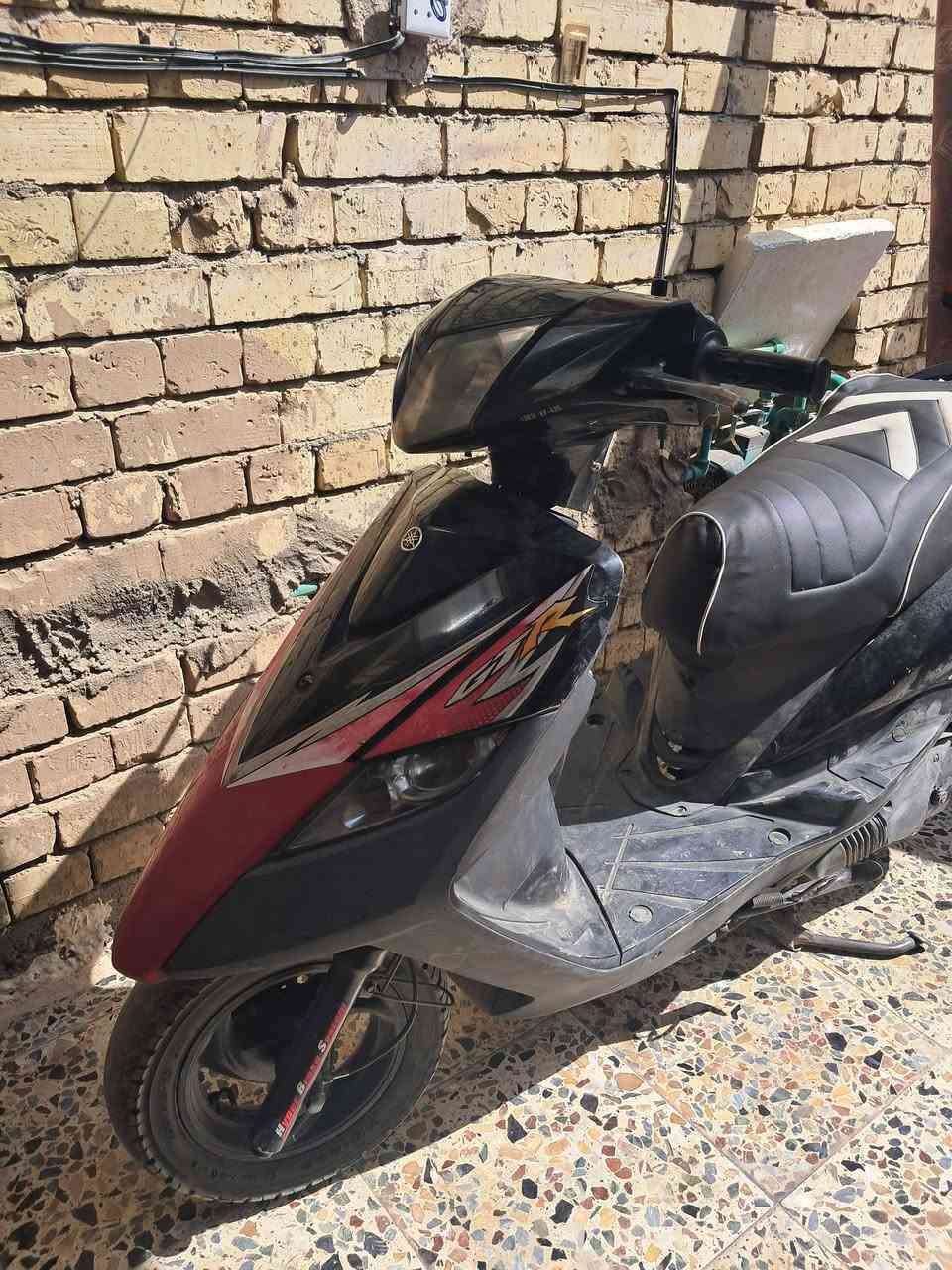 سلام عليكم شباب دراجة للبيع ثعلب كابريتر درجة قبل اسبوعين نازلة رمبة من شارع الضلال بعدهي بترابهة ما مغسوله أوراق كاملة دراجة رايدهة المليون وا مية مستعجل مكاني بغداد الشعلة الدوانم رقمي بي واتساب ***********
