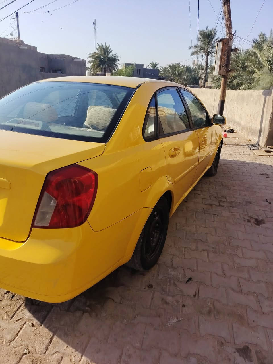 السلام عليكم، شوفرليت اوبترا موديل 11، رقم إنكليزي جديد، سنوية ل30، هيئة وغرامات صفر، مكينه وكير وتبريد وحدادية شرط، بيهه طخة بالجاملغ الخلفي بارد،
والباقي مابي أي شيء،  للاستفسار الاتصال على الرقم ***********.
