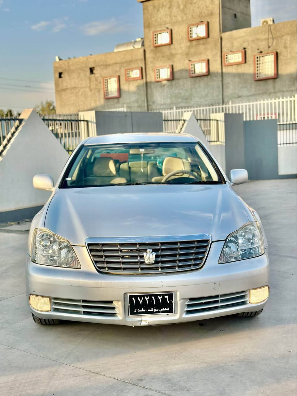 شاینە کۆد ٢٠٠٦  رویل براوە  
سەیارەکە یەک دینار مەسروفی نیە مالی دۆستە
دحام لیدراوی نیە قفلی ٤٦$   
*********** شمشمل, السليمانية
