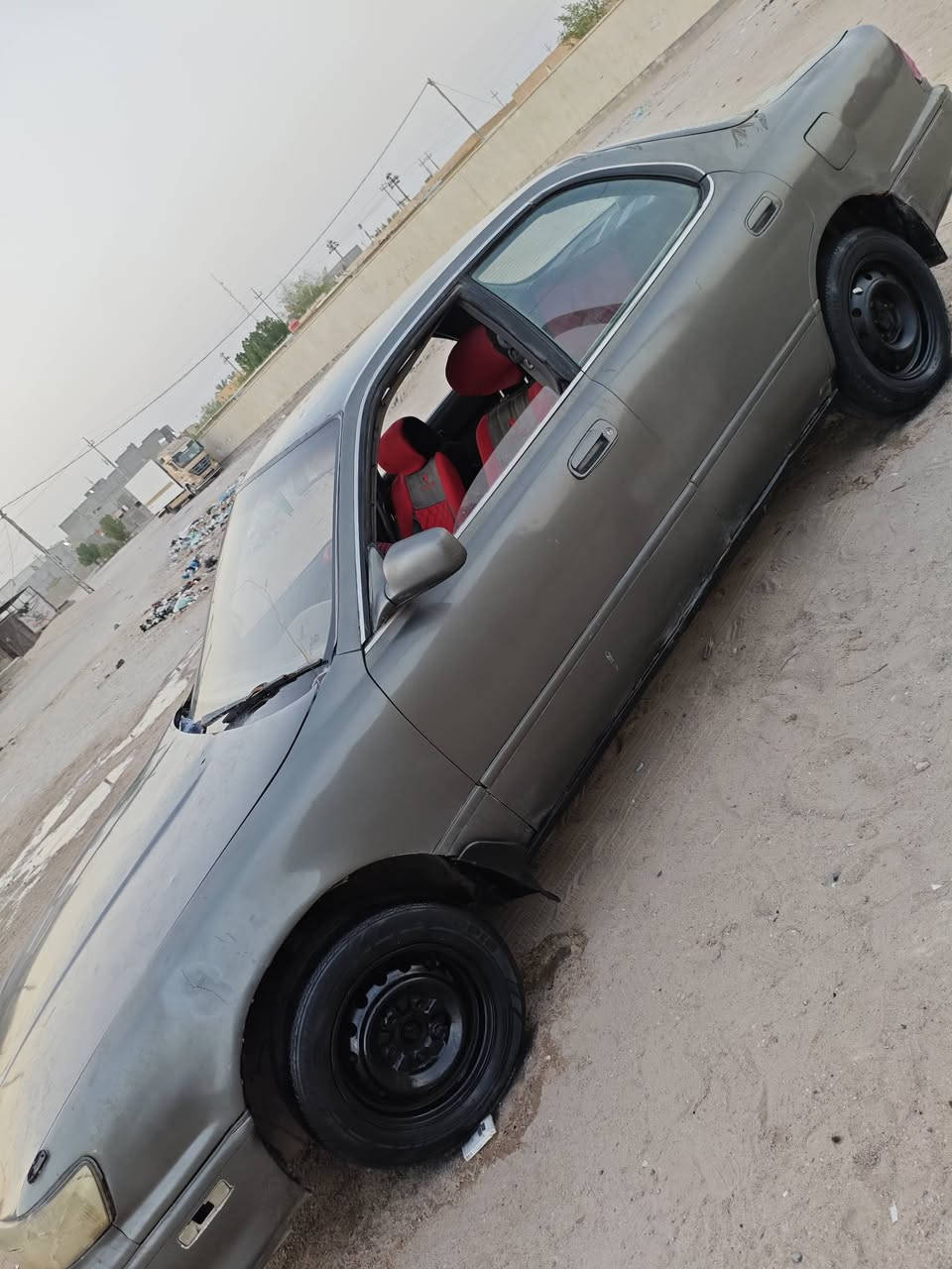 بسم الله كامري رقم بصره مشروع وطني سياره بديها جديد كلش حداده نظيفه كهربائيات شغاله بس محركها مايشتغل ادير ماتشتغل ابيعها واكفه مكاني بصره زبير سعرها 18 وبيها مجال *********** وبي وتساب
