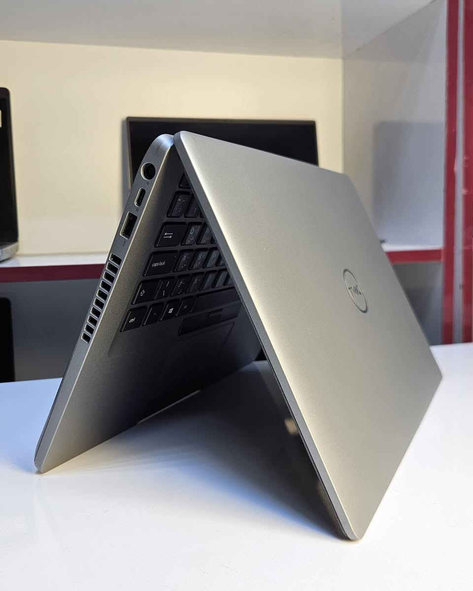 ديل لاتيتيود 5410 • Intel i5 الجيل الثامن • ٢٥٦ SSD