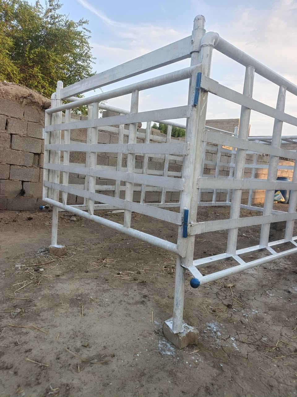 السلام عليكم محجر 2700للبيع المكان واسط الصويره ***********///***********
