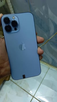 ايفون 13 برو ماكس ٢٥٦ • بطارية ٨١ • لون بحري