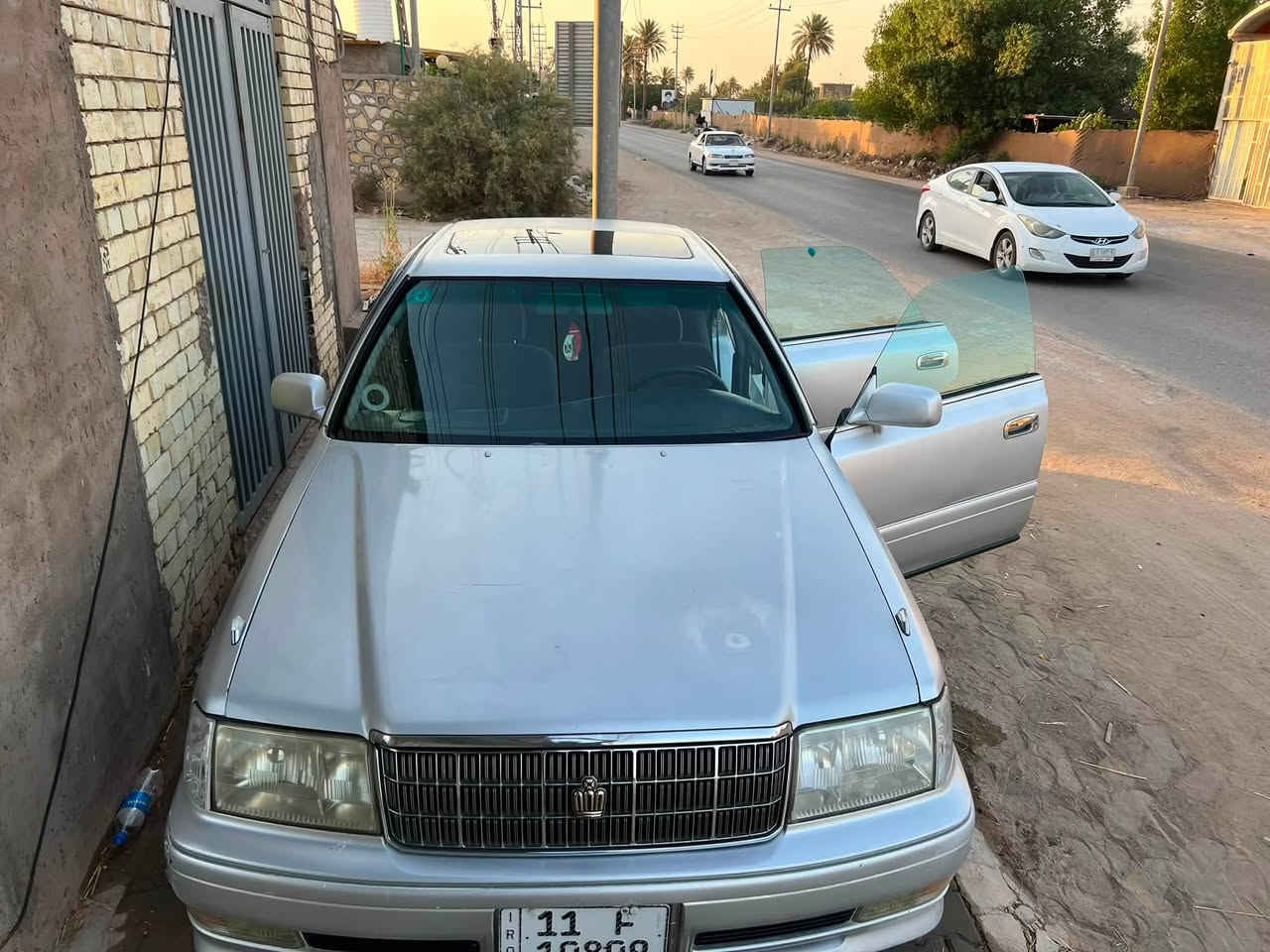 السلام عليكم سيارة راس الثور للبيع موديل 98گصه قماره رقم بغداد بأسمي السعر التواصل خاص المكان النجف ***********
