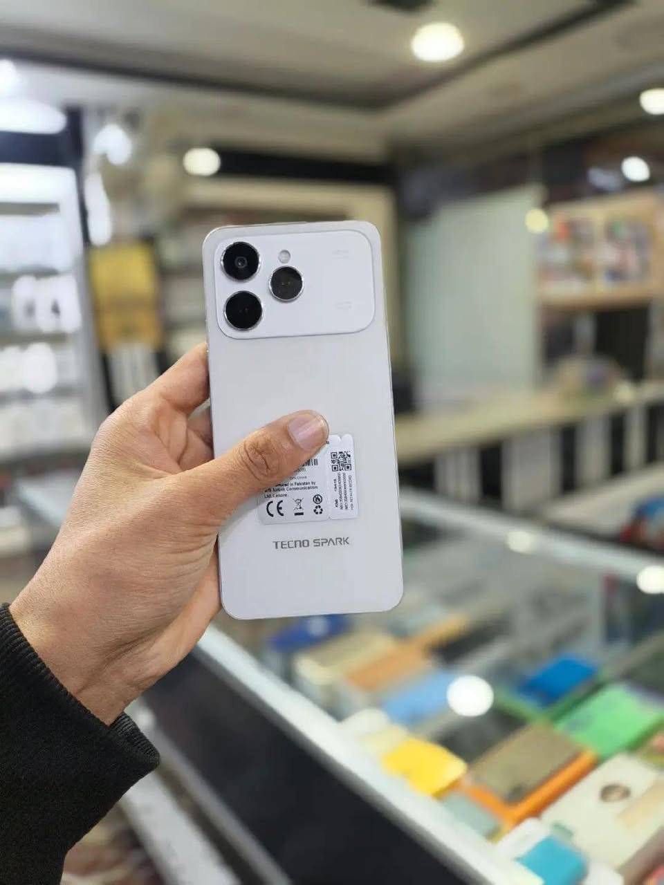 السلام عليكم
‏هاتف Tecno Spark 40 جديد صار يومين من شتريته وجتاجيت اريد ابيعه سعر 250 بيه مجال
 ***********
