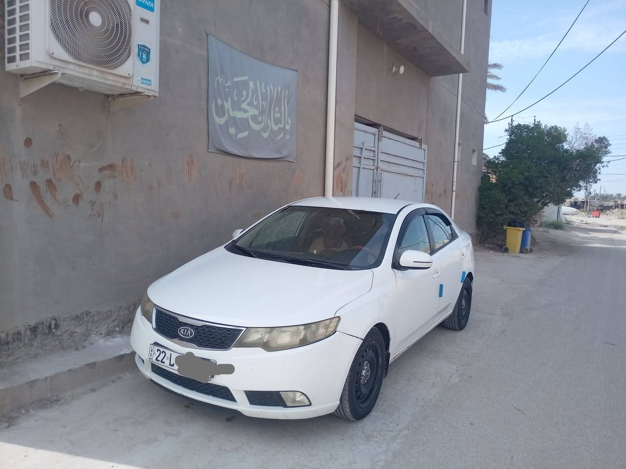 *للبيع - كيا سيراتو 2011*

اللون: أبيض 🤍
الموديل: 2011
الرقم: أربيل دولي - وكالة باسمي

الضرر: بابين جهة العبري مبدلات بيدي أصليات
الباقي: صبغ بارد بسيط خارجي فقط
بدون دواخل نهائياً شرط 

السيارة:
كير ومكينة كفالة وشرط الفحص
حلوات ومرتبة، جاهزة ومابيها نقص

السعر: ٧٧ ورقة وبيها مجال للشراي* 💰
المكان: الديوانية
التواصل: *********** 

الشراي يتصل ويدلل
