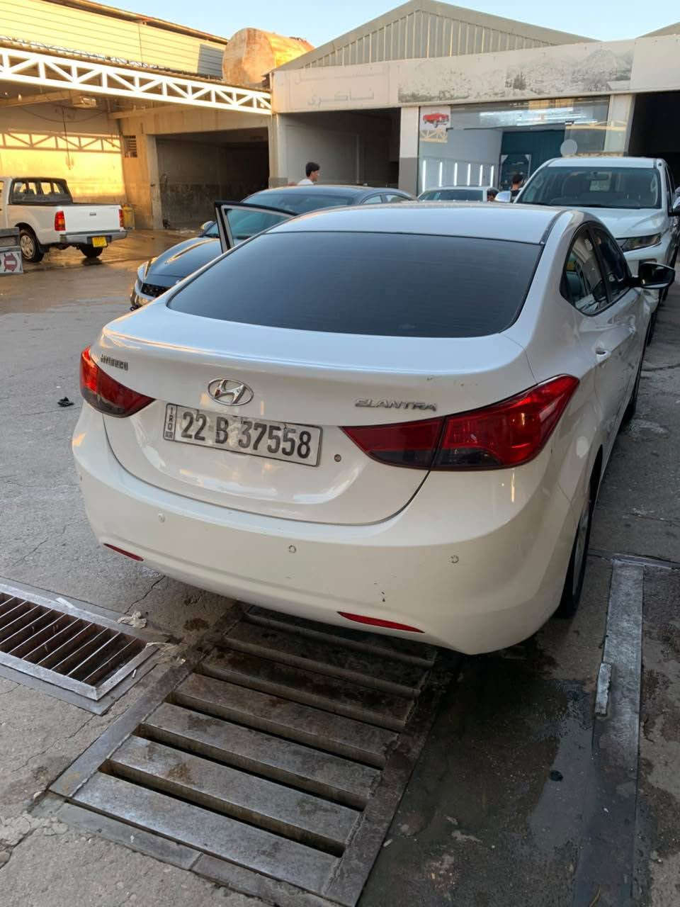 هوندای ئەلنترا مودێل ٢٠١٣ خەلیجی
بێ سبغ ، مەكینە دوش ١٨ 
گێرو مەکینە و تەبرید و تەق رەق ب شەرت
رەقەم وسەنەوی جدید حەتا ٢٠٣١ بناڤێ مەیە
سعر: 110 و مجال
موبایل:***********
***********
—————————
هونداي النترا ٢٠١٣ خليجي
بدون صبغ ، محرك دوش ١٨
كلشي بشرط ، سيارة مال بيت 
رقم و سنوية جديد لعام ٢٠٣١
تحويل ثاني يوم، بإسمي
سعر:  110 ومجال
موبایل:***********
*********** دهوك, العراق

نص مكتوب في الصور:
- 025
- $ 545
- K-TR