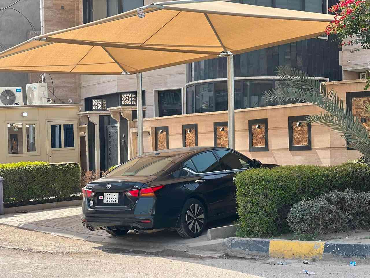 السلام عليكم 
نيسان التما sv بلاص مديل 19 لونها ازرق غير محدد
سعره 120 ورقه وبي مجال
  فول مواصفات فتحه بصمه تشغيل تشغيل عن بعد بصمه جنطه بصمة ابواب كشن كهربائي داخل ابيض رادار امامي خلفي توقف ذاتي كامره تحديد مسار شاشة تدعم كار بلي رقم بغداد باسمي محرك 2500 تنفص طبيعي اقتصادي متصرف
صور الحادث موجوده بلمنشور
صبغ جاملغ وبنيد
بيه الكمبريسر ضعيف
مكانه كربلاء ***********
